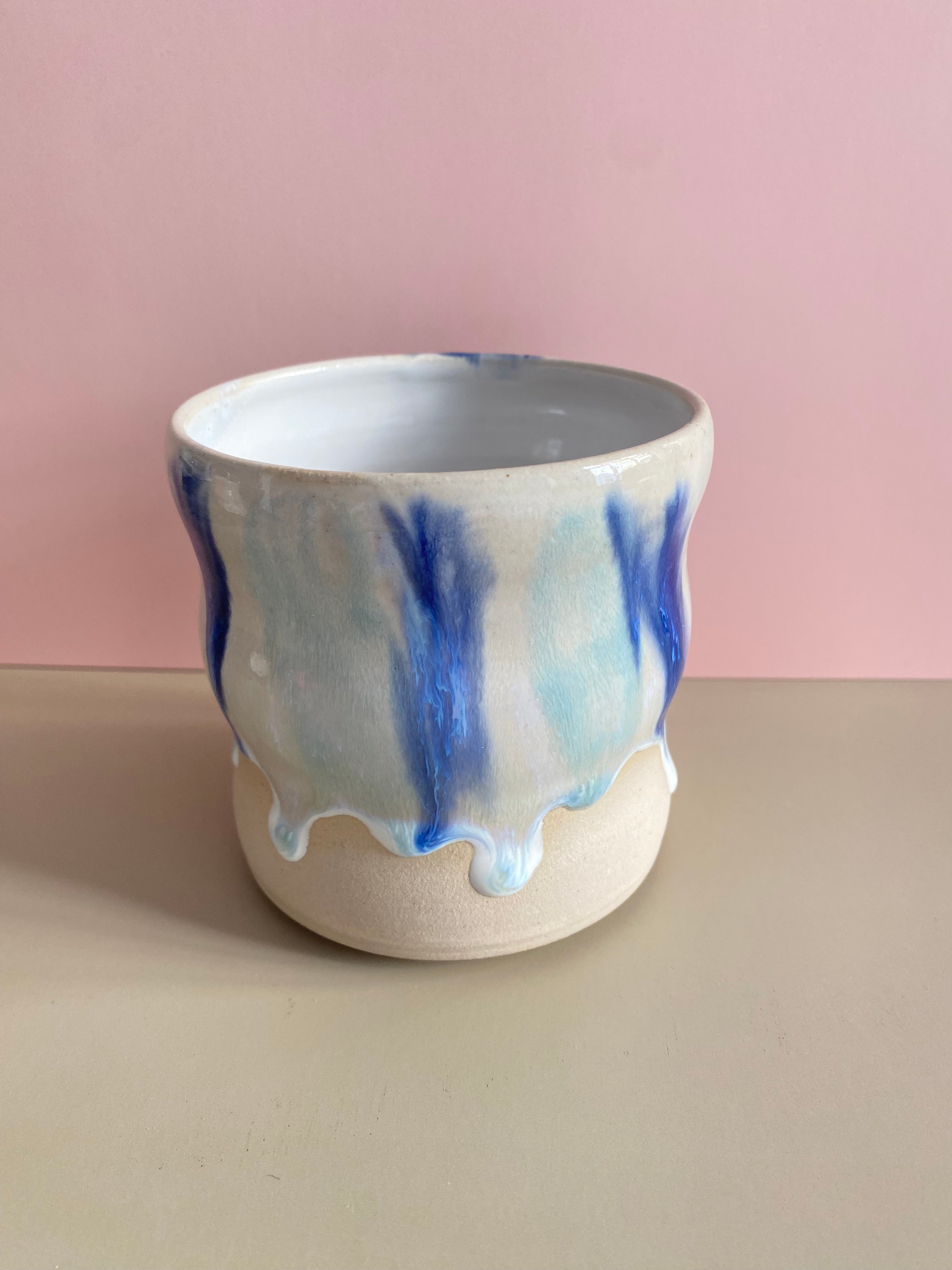 Curvy Cup